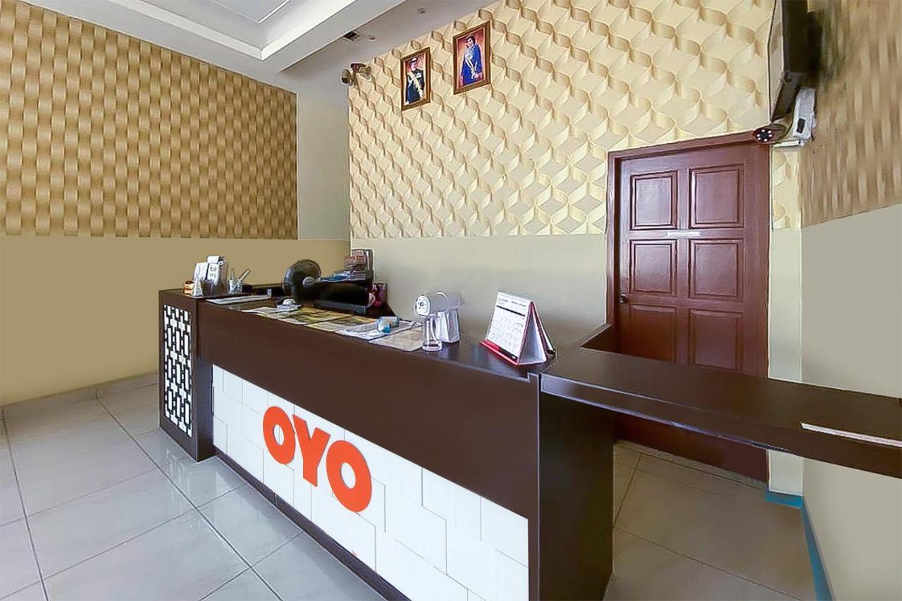 Super Oyo 90385 H3 Hotel Yong Peng ภายนอก รูปภาพ